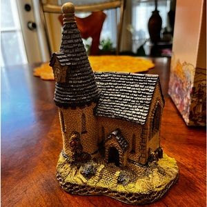 David Winter Cottage. The Chappel